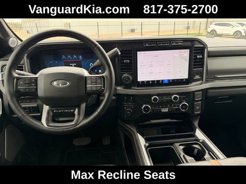 Used 2024 Ford F250 Platinum w/ FX4 Off-Road Package image 16
