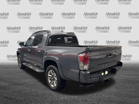 Used 2017 Toyota Tacoma Limited w/ Tow Package RWD image 10