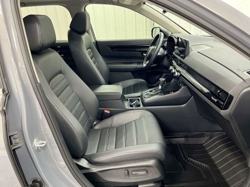 Used 2024 Honda CR-V EX-L image 17