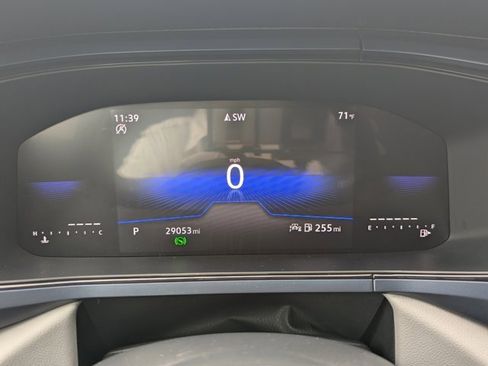 Used 2024 Volkswagen Taos SE image 23