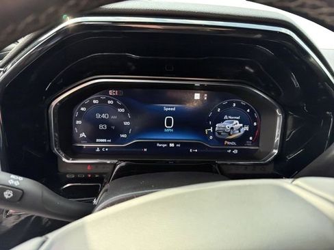 Used 2024 Chevrolet Silverado 2500 High Country w/ High Country Premium Package AWD/4WD image 19