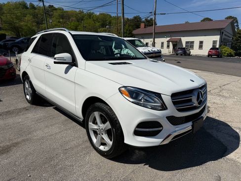Used 2016 Mercedes-Benz GLE 350 4MATIC image 4