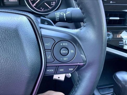 Used 2024 Toyota Camry SE image 17