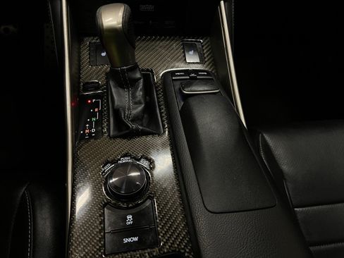 Used 2014 Lexus IS 350 w/ F Sport Package RWD image 38