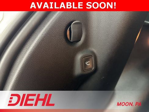 Used 2021 Jeep Compass 80th Special Edition w/ Sun and Sound Group image 11