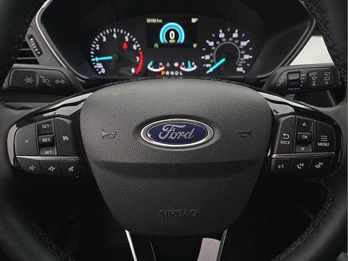 Used 2022 Ford Escape SE w/ SE Sport Appearance Package image 19
