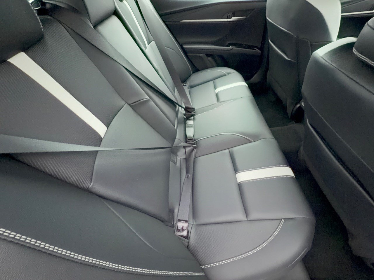 Used 2026 Toyota Camry SE FWD image 29