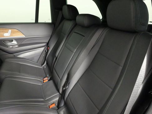 Used 2024 Mercedes-Benz GLS 450 4MATIC w/ AMG Line Exterior image 40