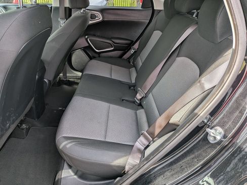 Used 2024 Kia Soul LX w/ Option Group 015 FWD image 29