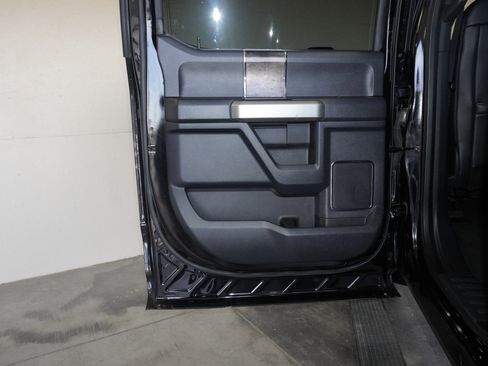 Used 2022 Ford F350 Lariat image 38