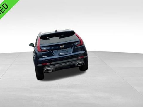 Certified 2020 Cadillac XT4 Premium Luxury w/ Cold Weather Package image 8