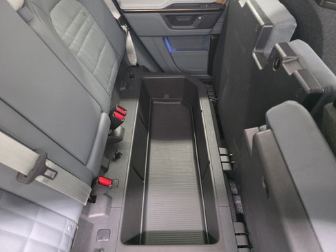 Used 2025 Rivian R1T Premium AWD/4WD image 24