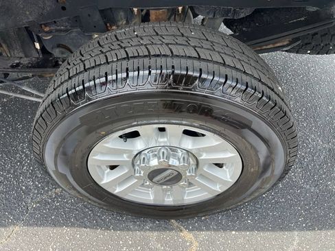 Used 2019 Ford F250 XL w/ STX Appearance Package AWD/4WD image 14