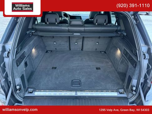 Used 2022 BMW X5 xDrive45e w/ Parking Assistance Package image 28