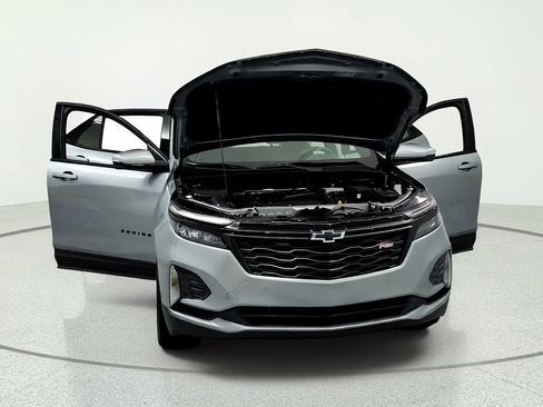 Used 2024 Chevrolet Equinox RS FWD image 15