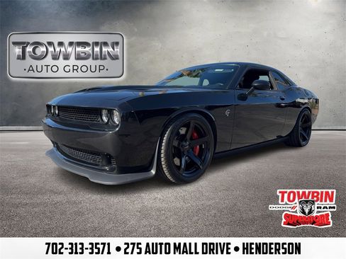 Used 2015 Dodge Challenger SRT Hellcat image 1