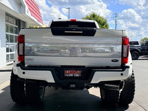 Used 2022 Ford F350 Platinum AWD/4WD image 4
