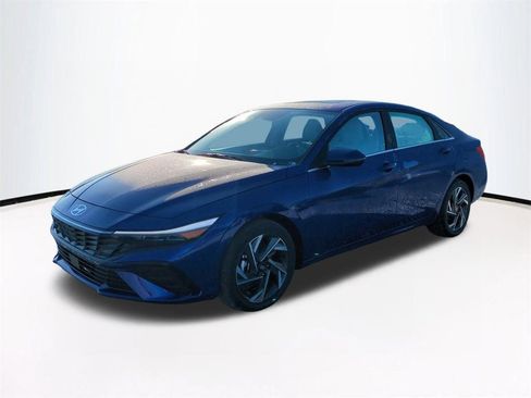 New 2026 Hyundai Elantra Limited image 9