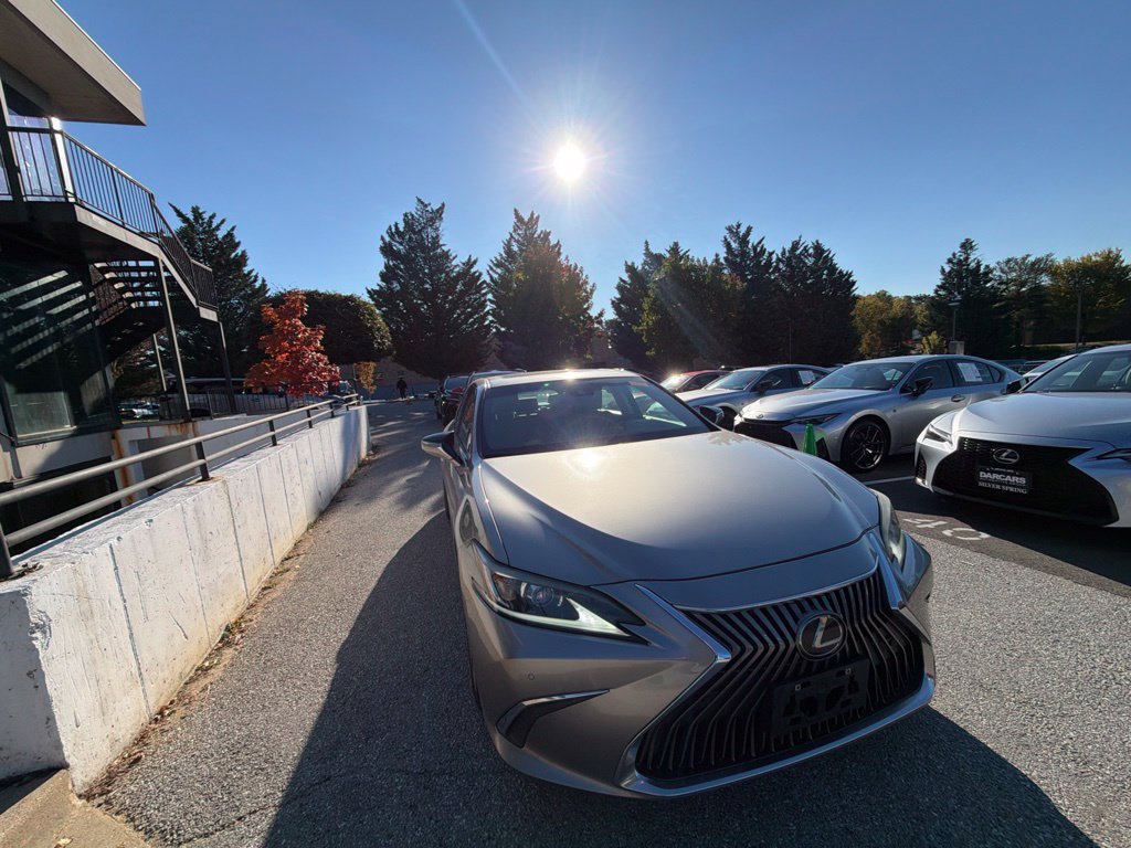 Used 2019 Lexus ES 350 w/ Premium Package FWD image 5