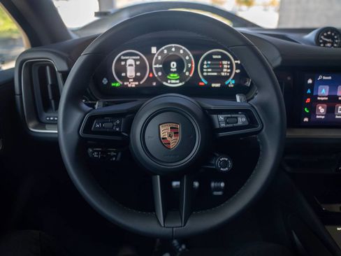 New 2026 Porsche Cayenne S AWD/4WD image 13