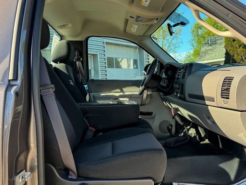 Used 2013 Chevrolet Silverado 1500 W/T w/ LS Package AWD/4WD image 14