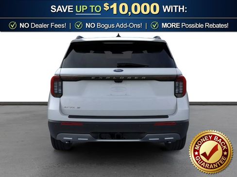 New 2026 Ford Explorer Active RWD image 7