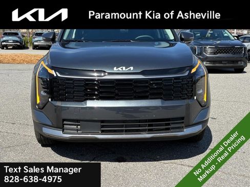 New 2026 Kia Sportage S image 2