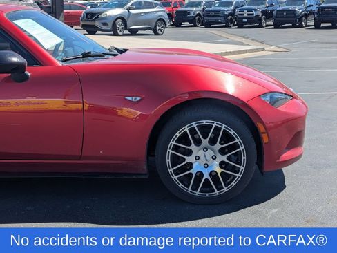 Used 2017 MAZDA MX-5 Miata RF Club w/ Appearance Package RWD image 2