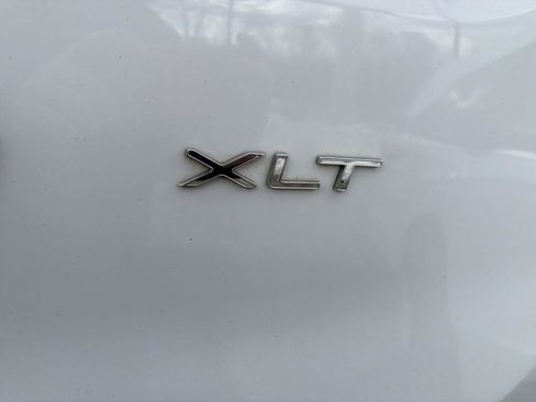 Used 2021 Ford Transit 350 XLT image 8