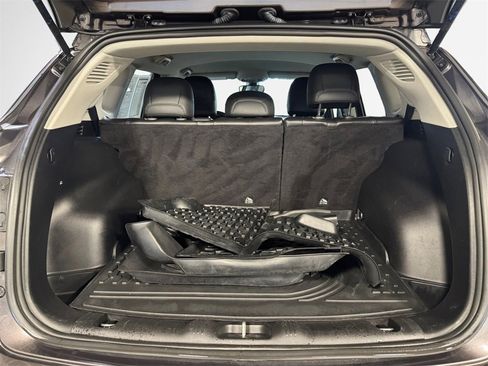 Used 2020 Jeep Compass Altitude image 25