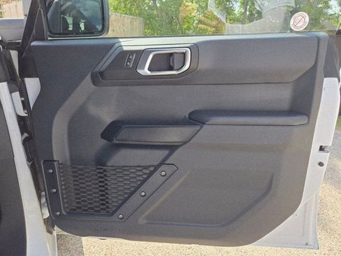 Used 2025 Ford Bronco Big Bend AWD/4WD image 28