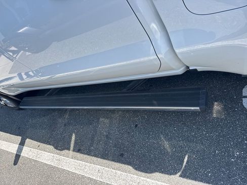 Used 2024 GMC Sierra 1500 Denali w/ Denali Reserve Package image 10