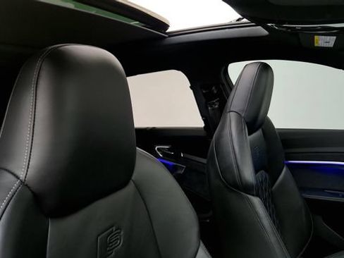 Used 2024 Audi Q8 e-tron Prestige AWD/4WD image 40