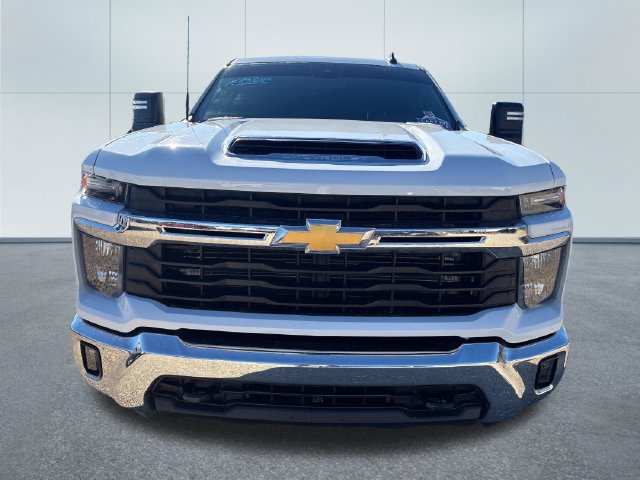 Used 2025 Chevrolet Silverado 2500 LT AWD/4WD image 6