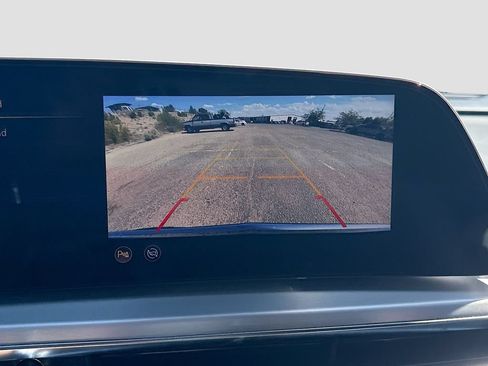 Used 2025 Cadillac Lyriq Luxury w/ LPO, Floor Liner Package AWD/4WD image 14