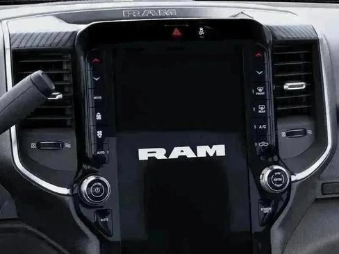 New 2026 RAM 2500 Big Horn AWD/4WD image 80