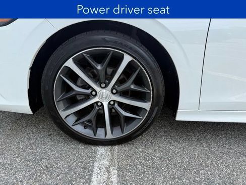 Used 2024 Honda Civic Touring image 12
