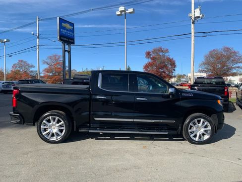 Certified 2022 Chevrolet Silverado 1500 High Country w/ High Country Premium Package image 7