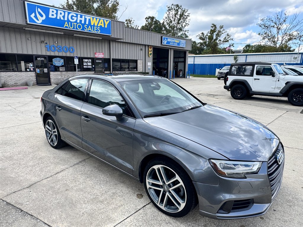 Used 2020 Audi A3 2.0T Premium Plus w/ Premium Plus Package FWD image 2