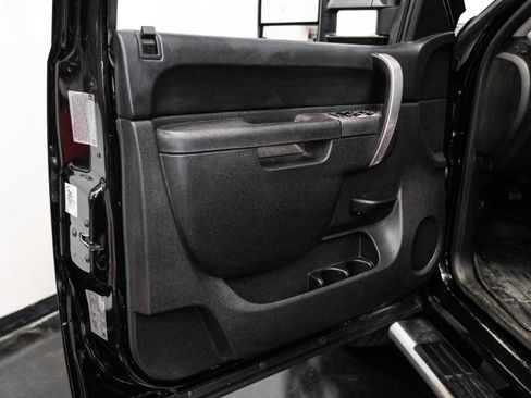 Used 2014 Chevrolet Silverado 3500 LT w/ Texas Edition image 38