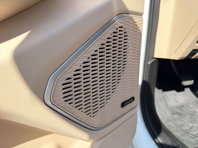Used 2021 Jeep Grand Cherokee L Limited RWD image 22