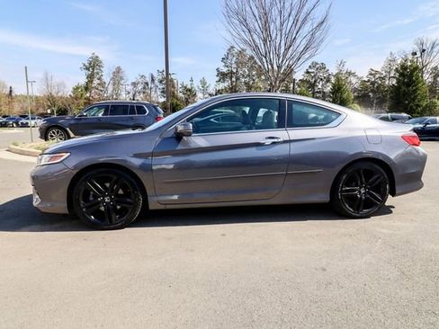 Used 2016 Honda Accord Touring image 13