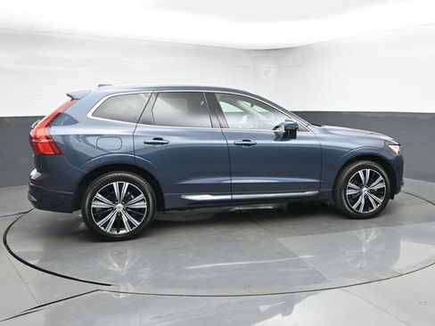 Used 2023 Volvo XC60 B5 Plus w/ Climate Package AWD/4WD image 9