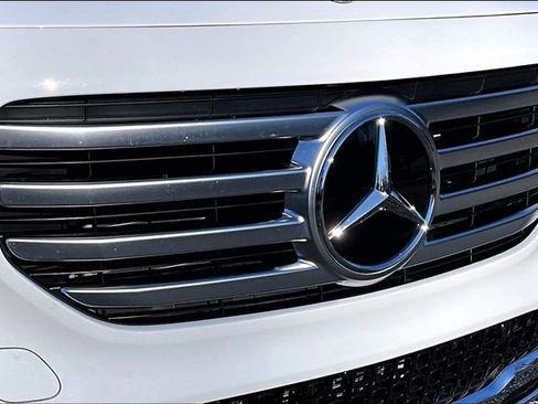 Certified 2025 Mercedes-Benz GLB 250 250 image 35