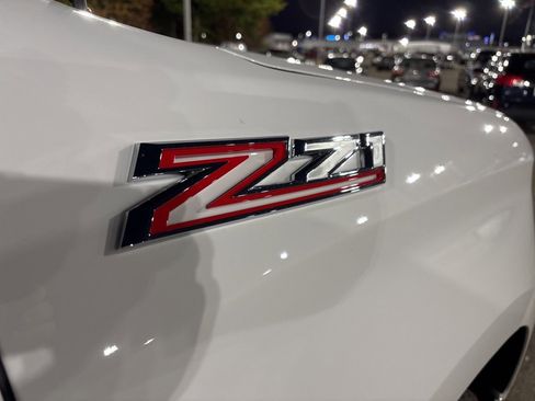 Used 2022 Chevrolet Silverado 1500 LTZ image 10