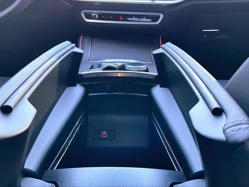 Used 2024 BMW X5 xDrive40i w/ Parking Assistance Package image 37