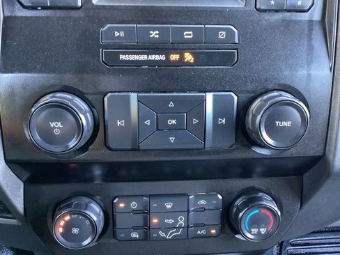 Used 2022 Ford F250 XL w/ Power Equipment Group image 50