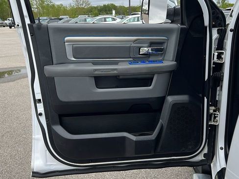 Used 2016 RAM 1500 Big Horn image 9