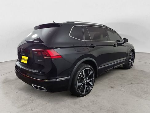 Used 2022 Volkswagen Tiguan SEL R-Line image 5