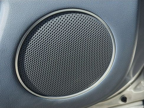 Used 2025 Genesis GV80 3.5T Prestige image 26